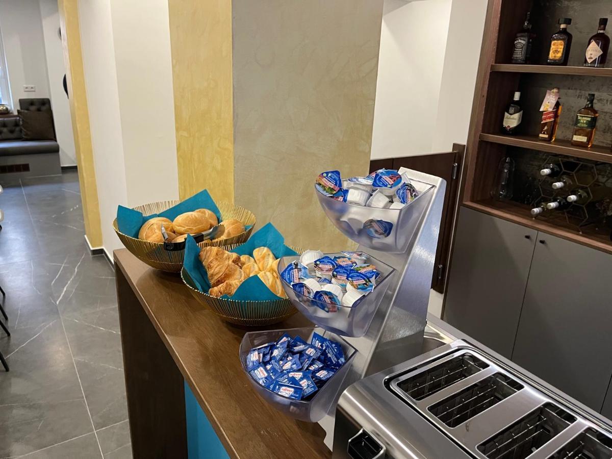 Hbf Garni Hotel